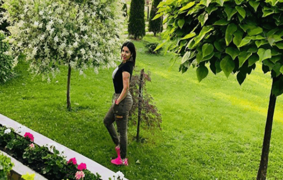 NEMA SREĆE S NEKRETNINAMA: Tanja Savić ispričala istinu o tome kako joj je propala investicija od 100.000 evra (FOTO)